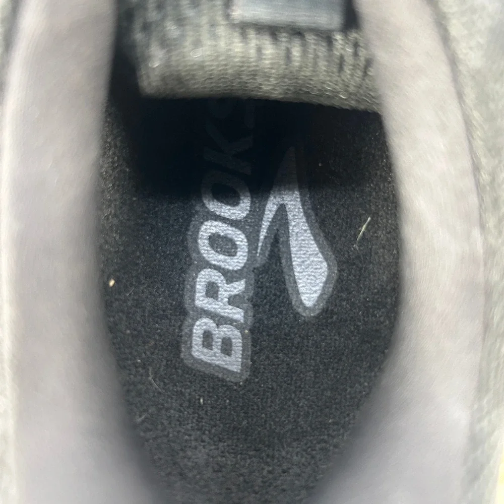 Brooks Ghost 17 Mens Running Shoes Black Black Ebony 1104421D020 Size 9 D